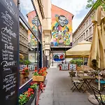 Διαμέρισμα Bpr Lavish In Downtown